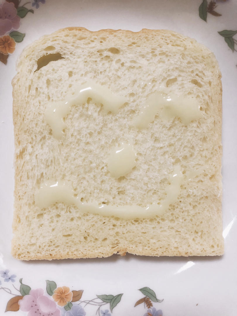 奶香吐司面包