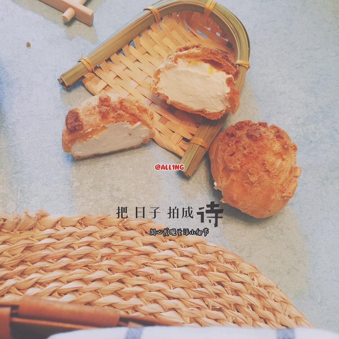 酥皮奶油泡芙--#皮黑森林#