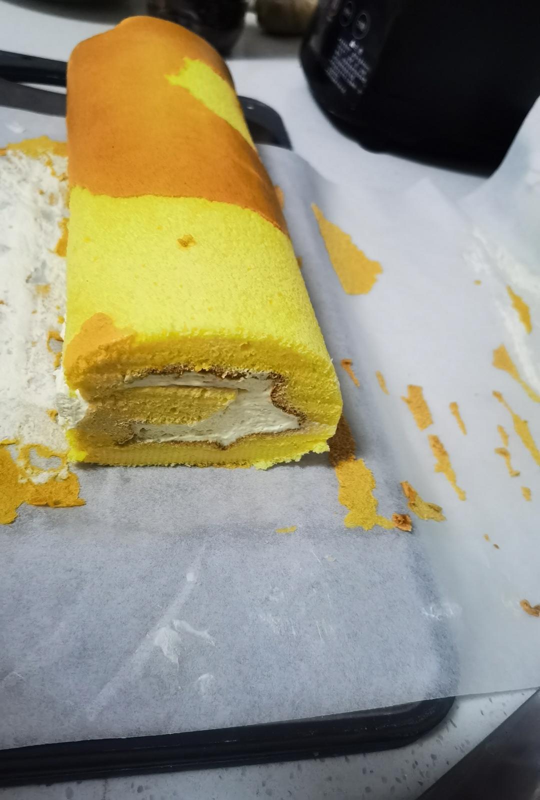 蛋糕卷这样做‼️不掉皮不开裂（小视频食谱）