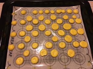 宝宝蛋黄溶豆的做法 步骤5