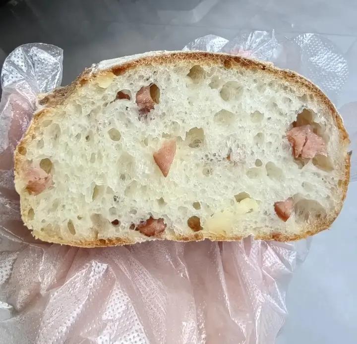 香肠芝士恰巴塔