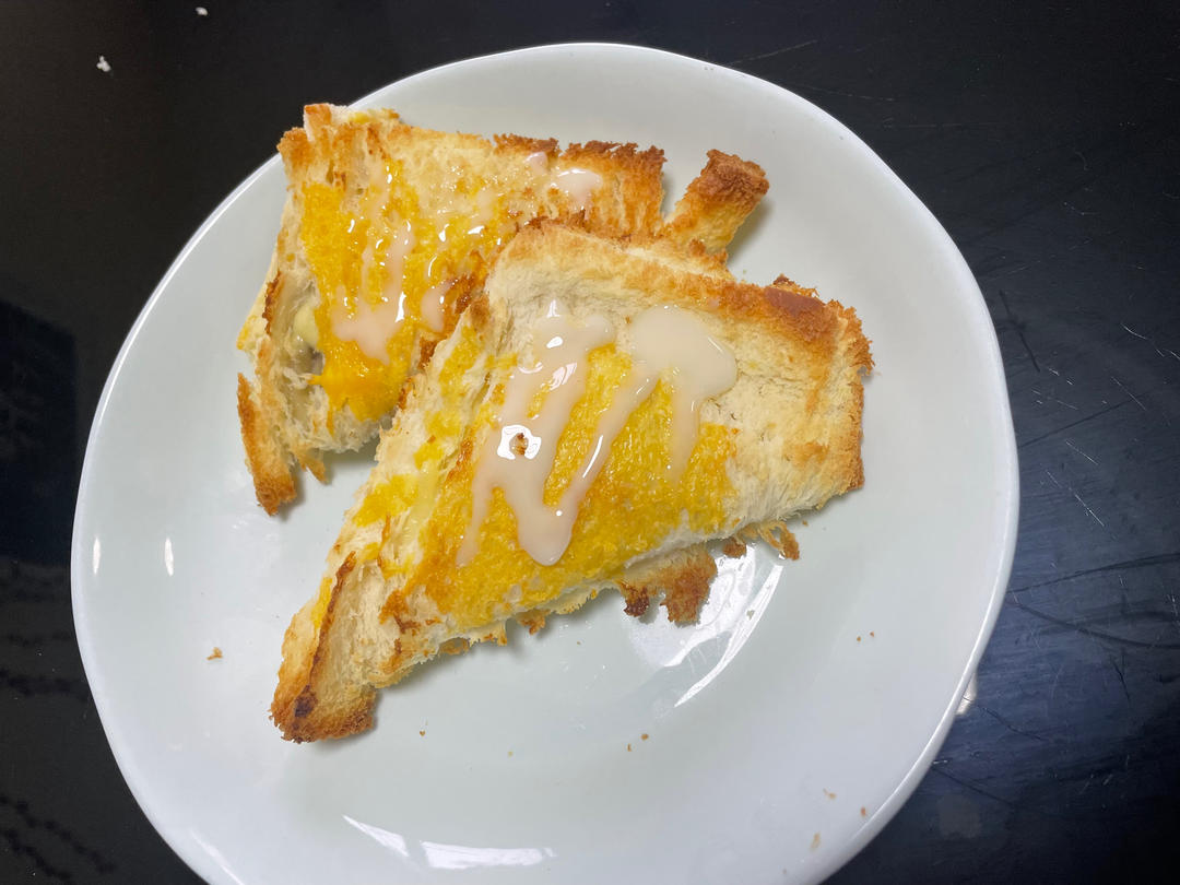 外脆里软❗️能拉丝的芝士香蕉吐司脆❗️