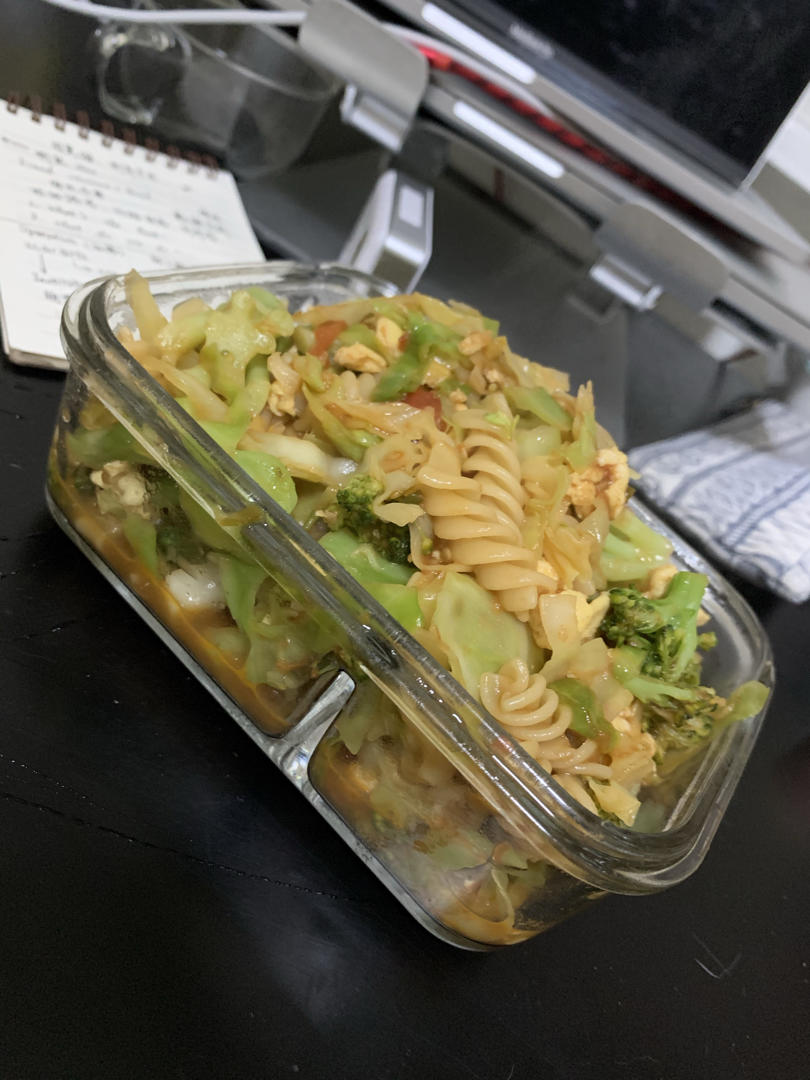 西红柿圆白菜炒蛋