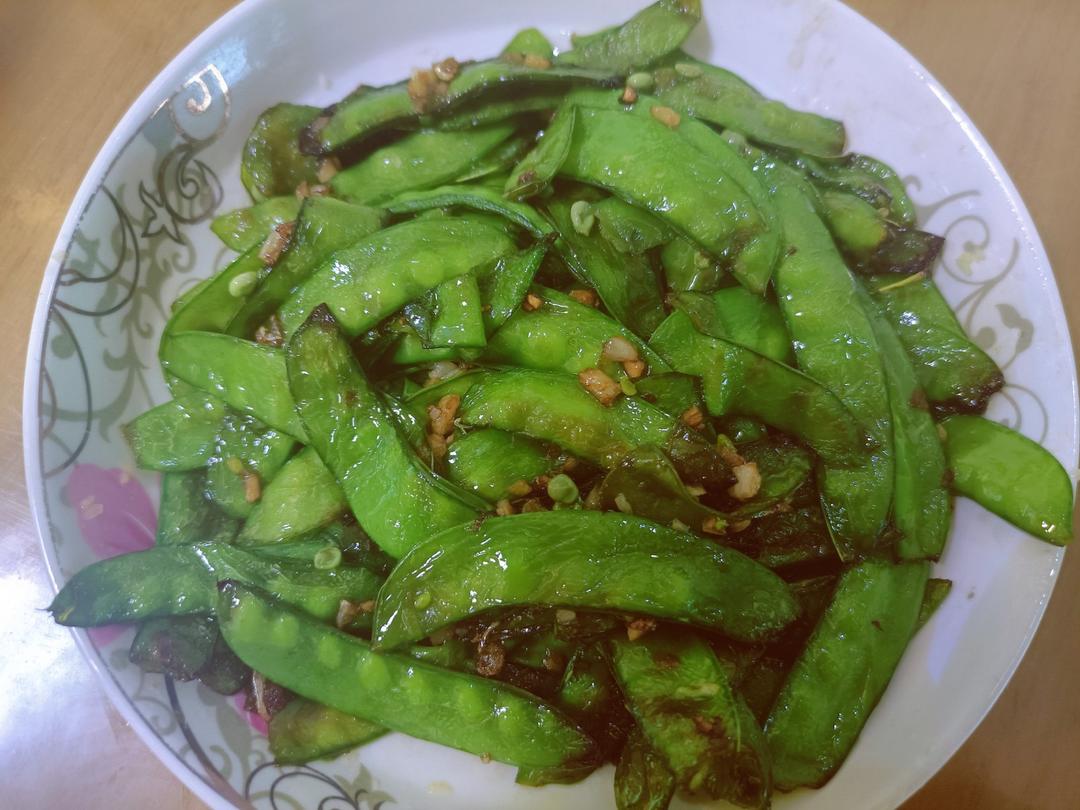 蒜蓉清炒荷兰豆，简单好做又好吃