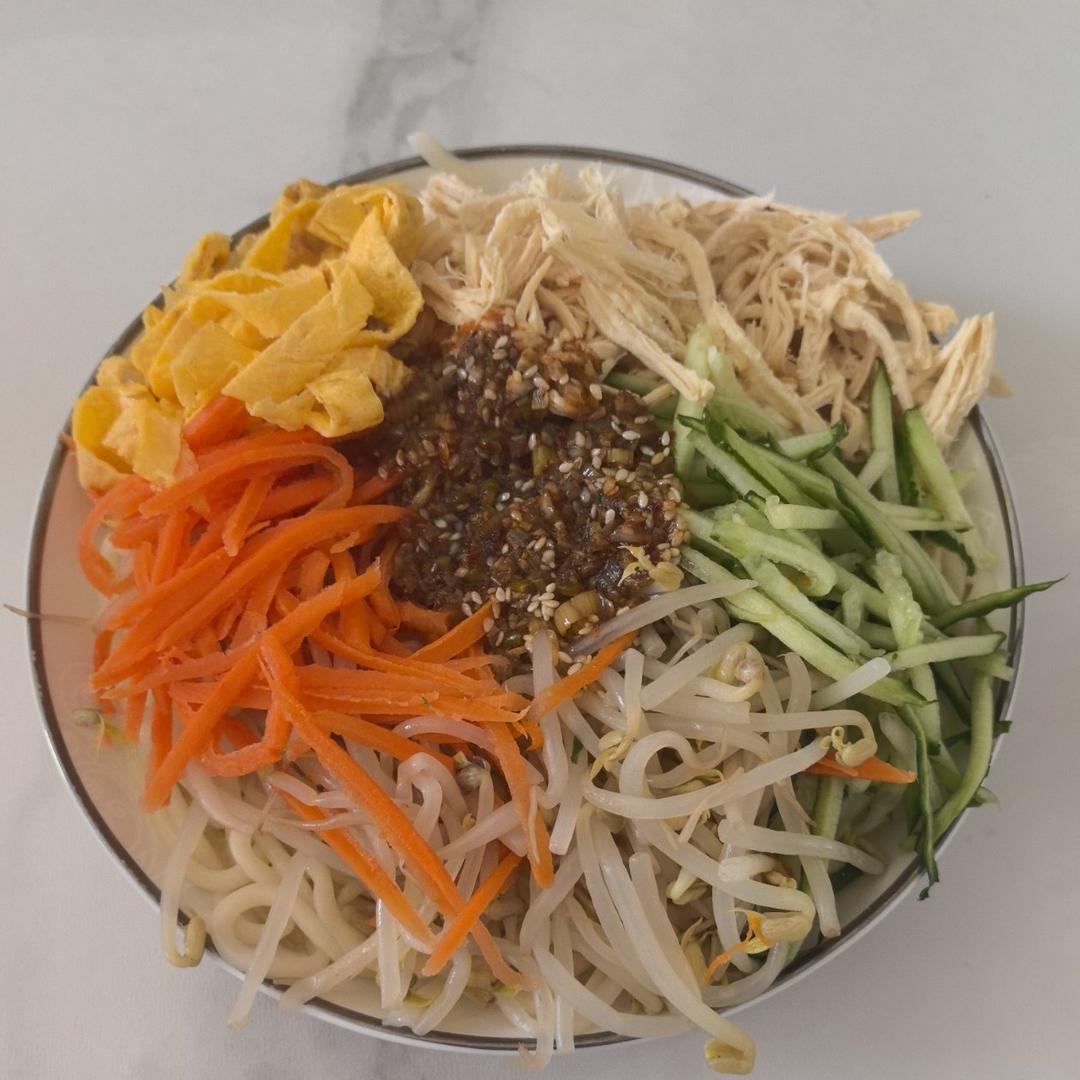 鸡丝凉面(快手菜)