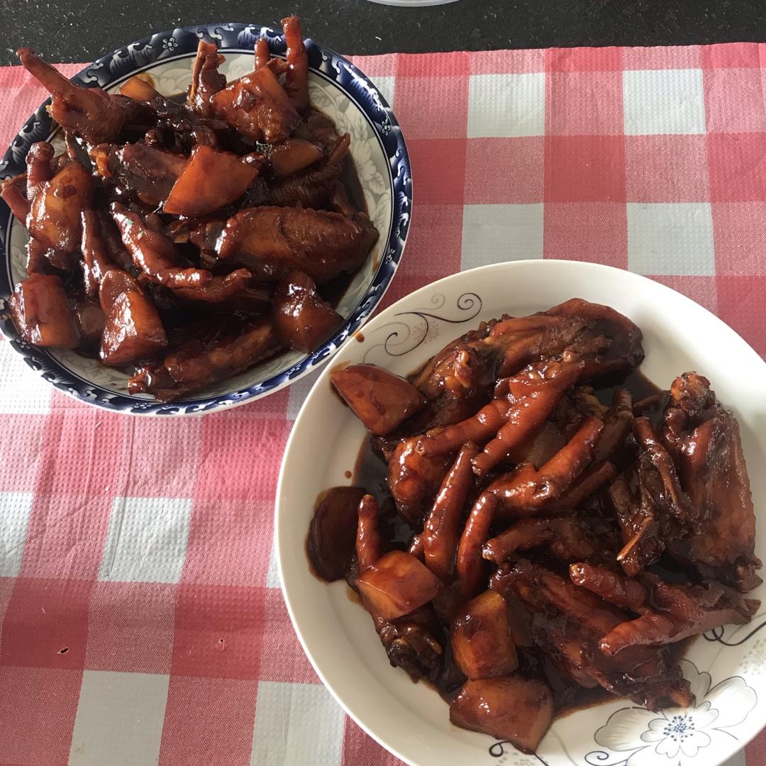 胖哥俩鸡爪鸡翅煲