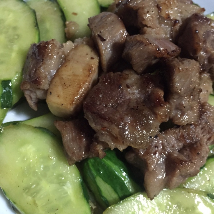 黑椒牛仔骨