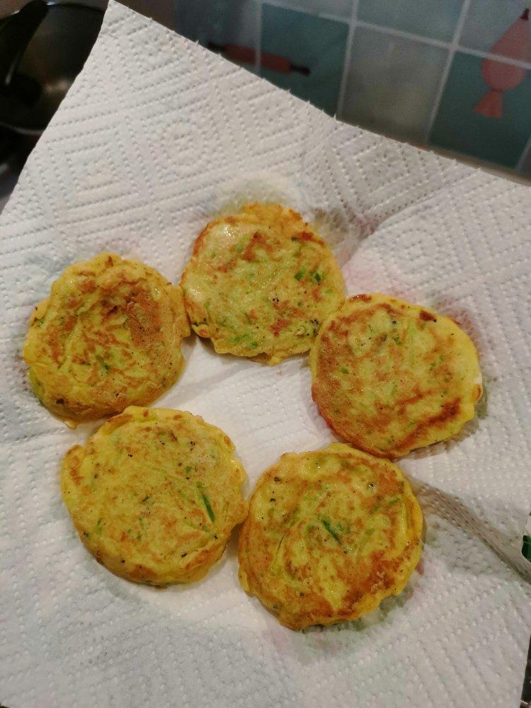 萝卜虾饼 宝宝辅食食谱