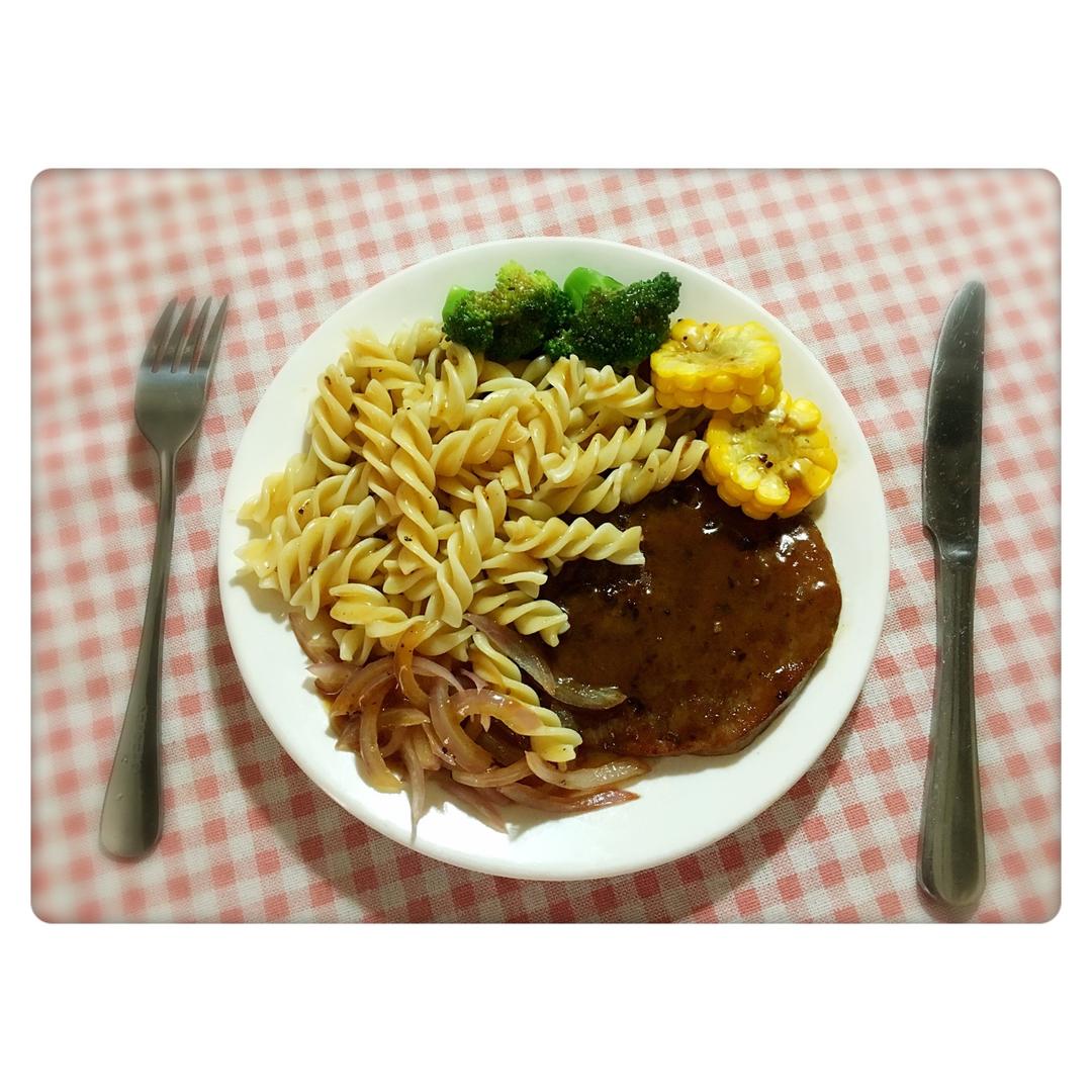黑椒牛排