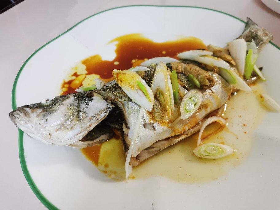 清蒸鲈鱼
