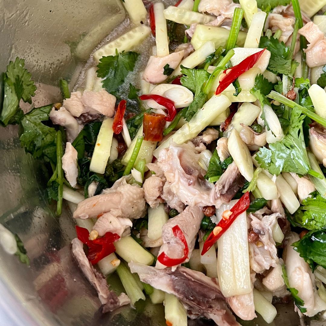 新疆椒麻鸡(鸡翅根版)的做法