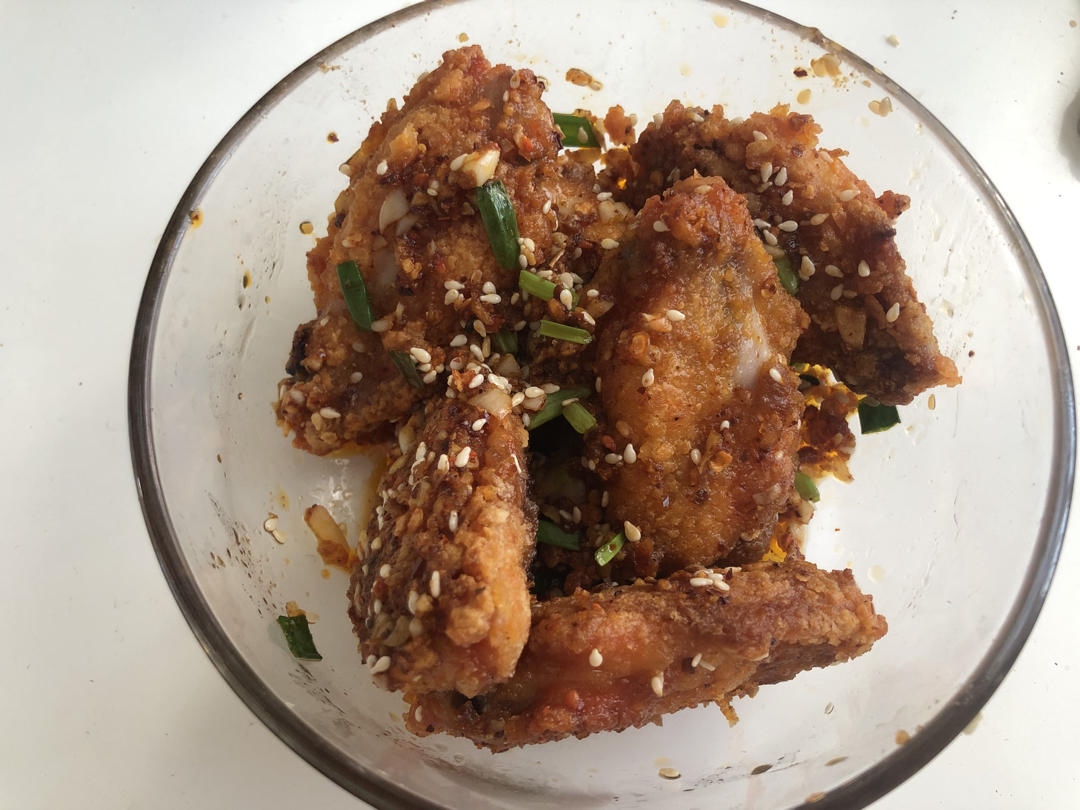 ㊙️外酥里嫩❗️好吃到舔手指的香辣脆皮鸡翅