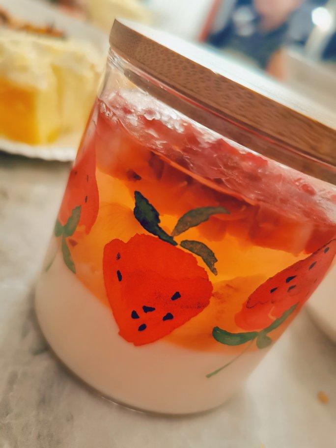 潭烟溶溶做的葡萄奶冻