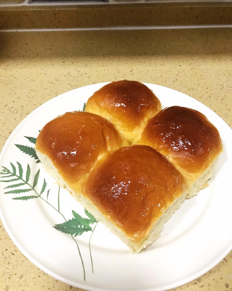视频: 优雅烘焙第82集：蜂蜜全麦小餐包（手工版）