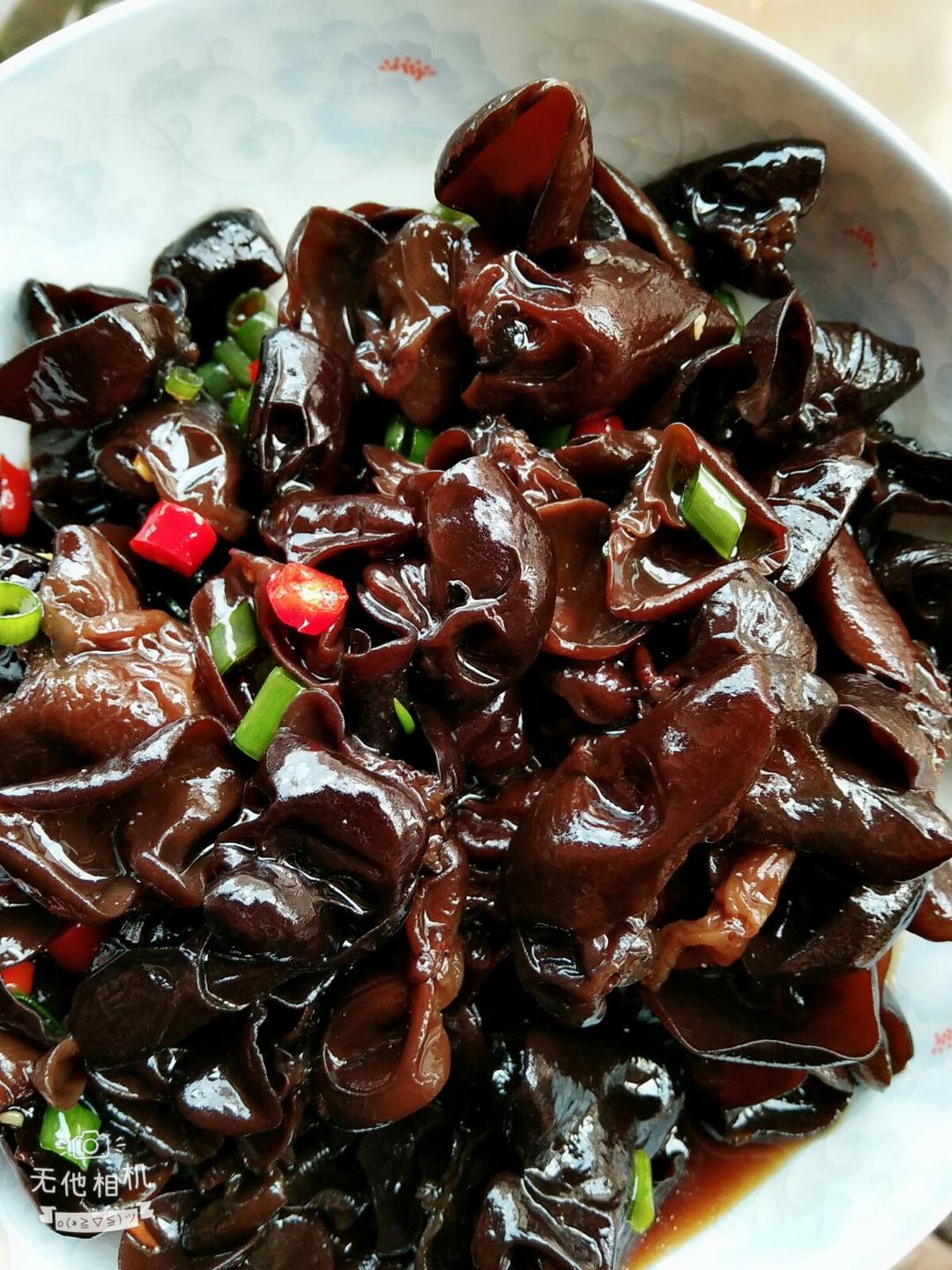 凉拌黑木耳