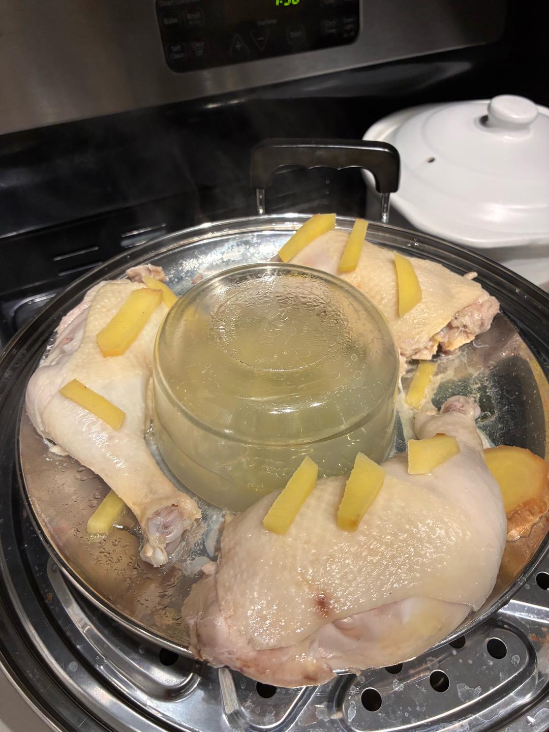 清蒸盐焗手撕鸡腿