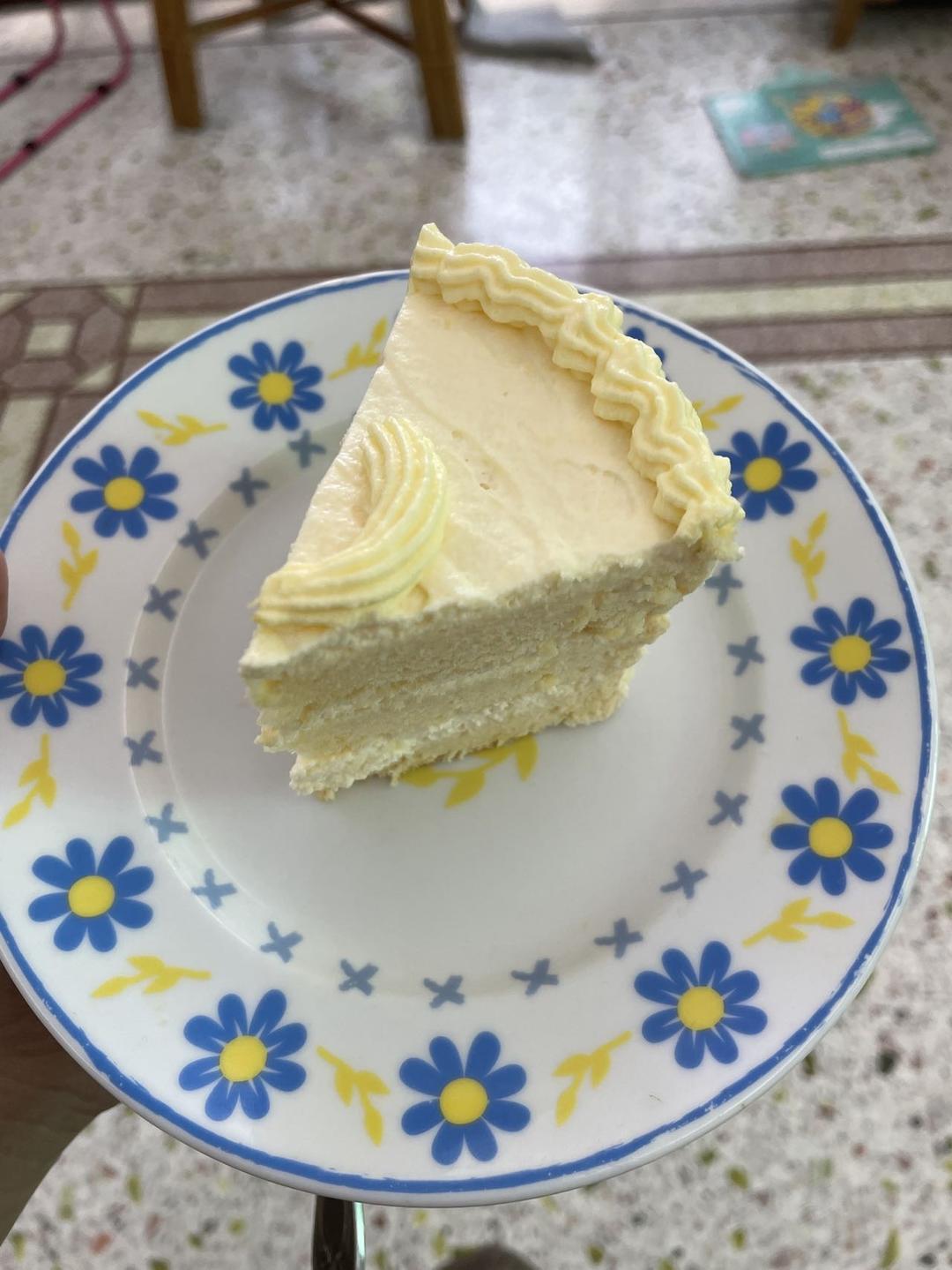 🍋日本YOKU MOKU の柠檬奶油戚风蛋糕