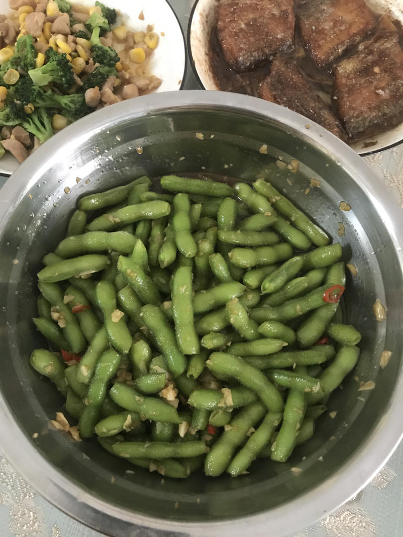 凉拌毛豆