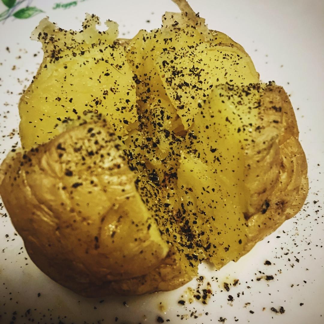 科达·布莱克的超快手烤土豆（微波炉/烤箱）