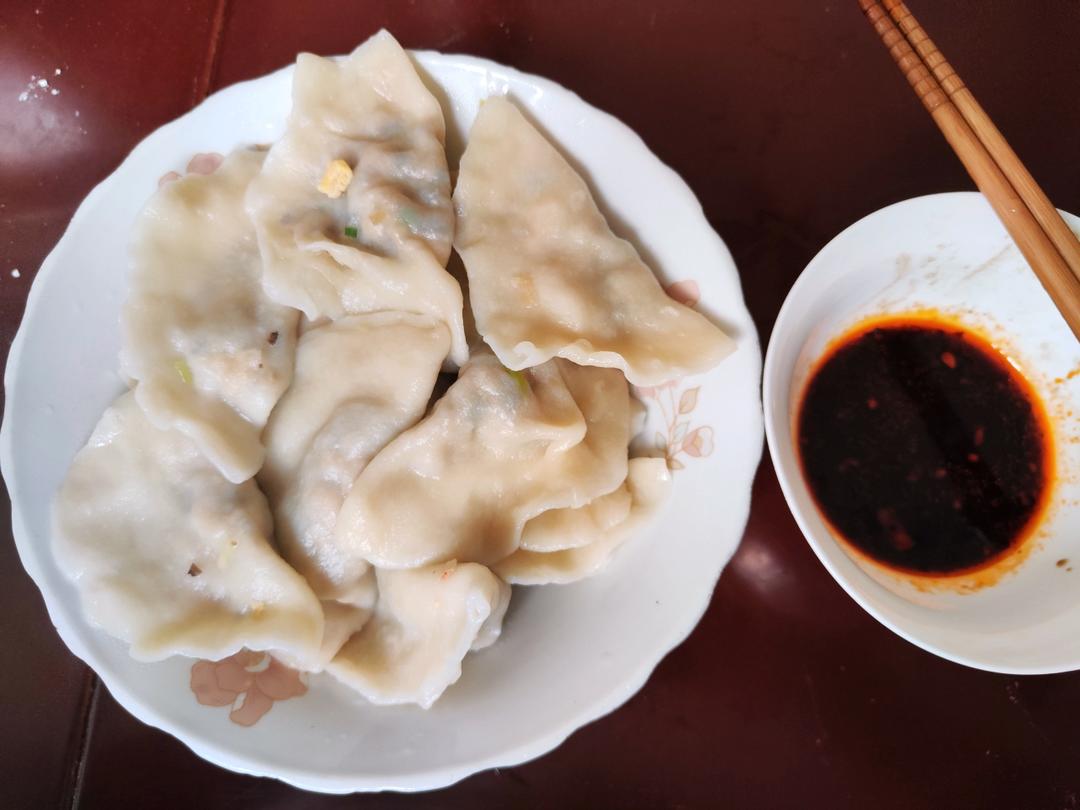 饺子皮（薄而筋道不用一个个擀）