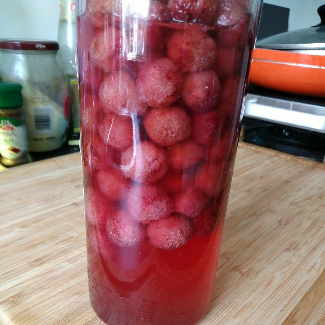 忝蘫做的杨梅酵素