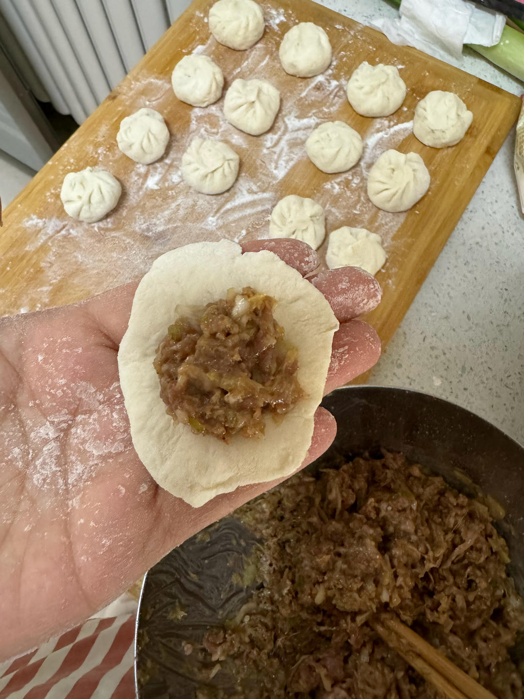 软面透油小笼包成功复刻‼️无需手揉面，香香软软巨好吃，早餐好选择