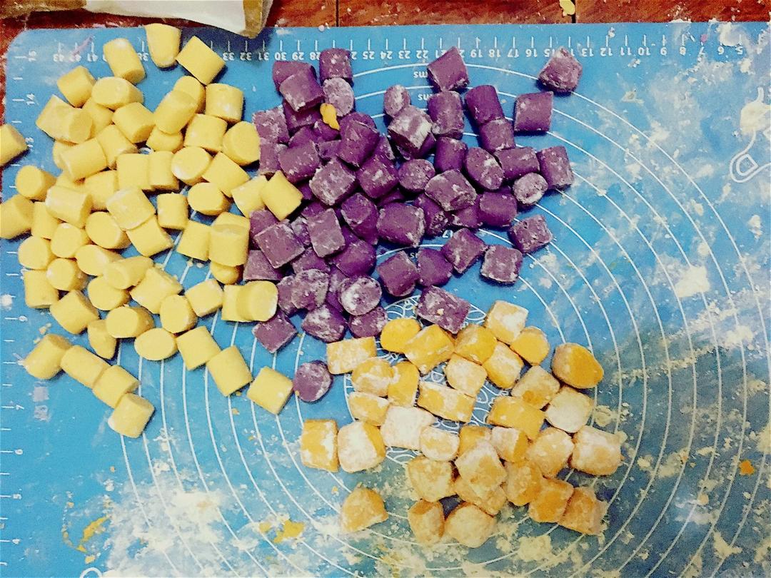 满足你的偷学欲望，“鲜芋仙”的三色芋圆在家也能轻松搞定！——三色芋圆