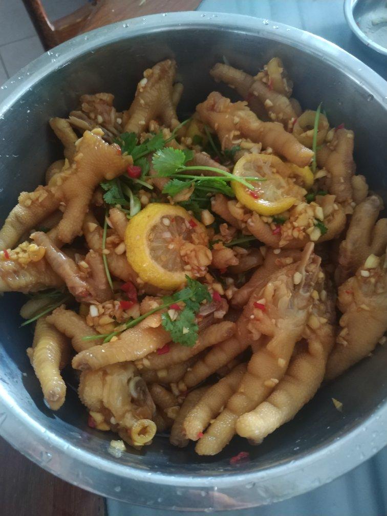 香辣蒜香凉拌爽脆鸡脚