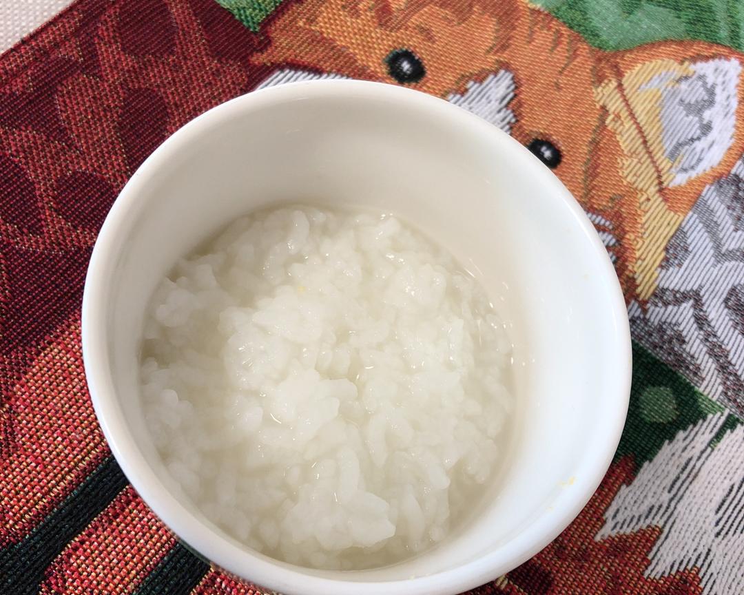 宝宝辅食第一餐10倍粥的做法步骤图 草莓酱and蓝莓君 下厨房