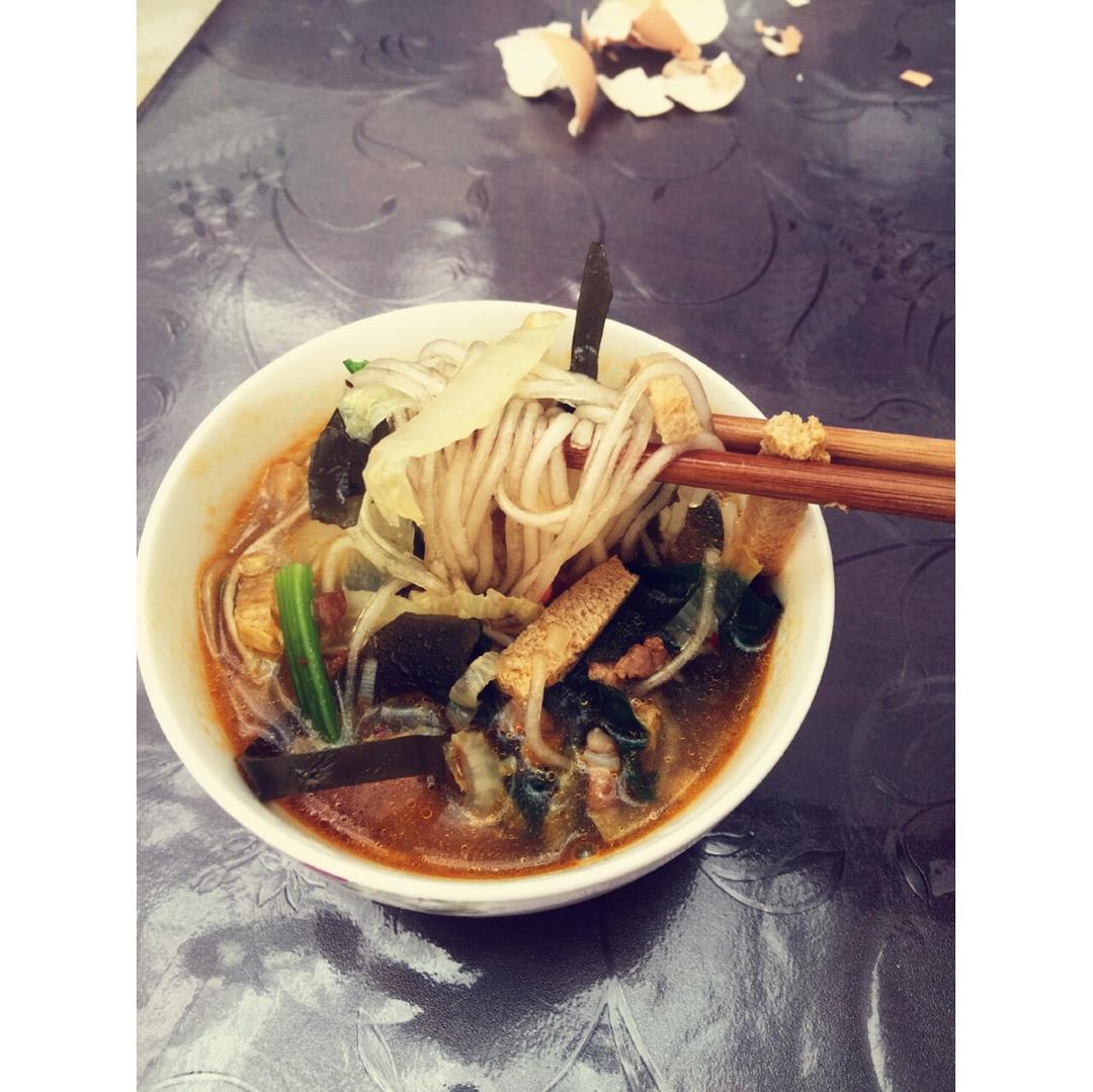 肉末什锦土豆粉