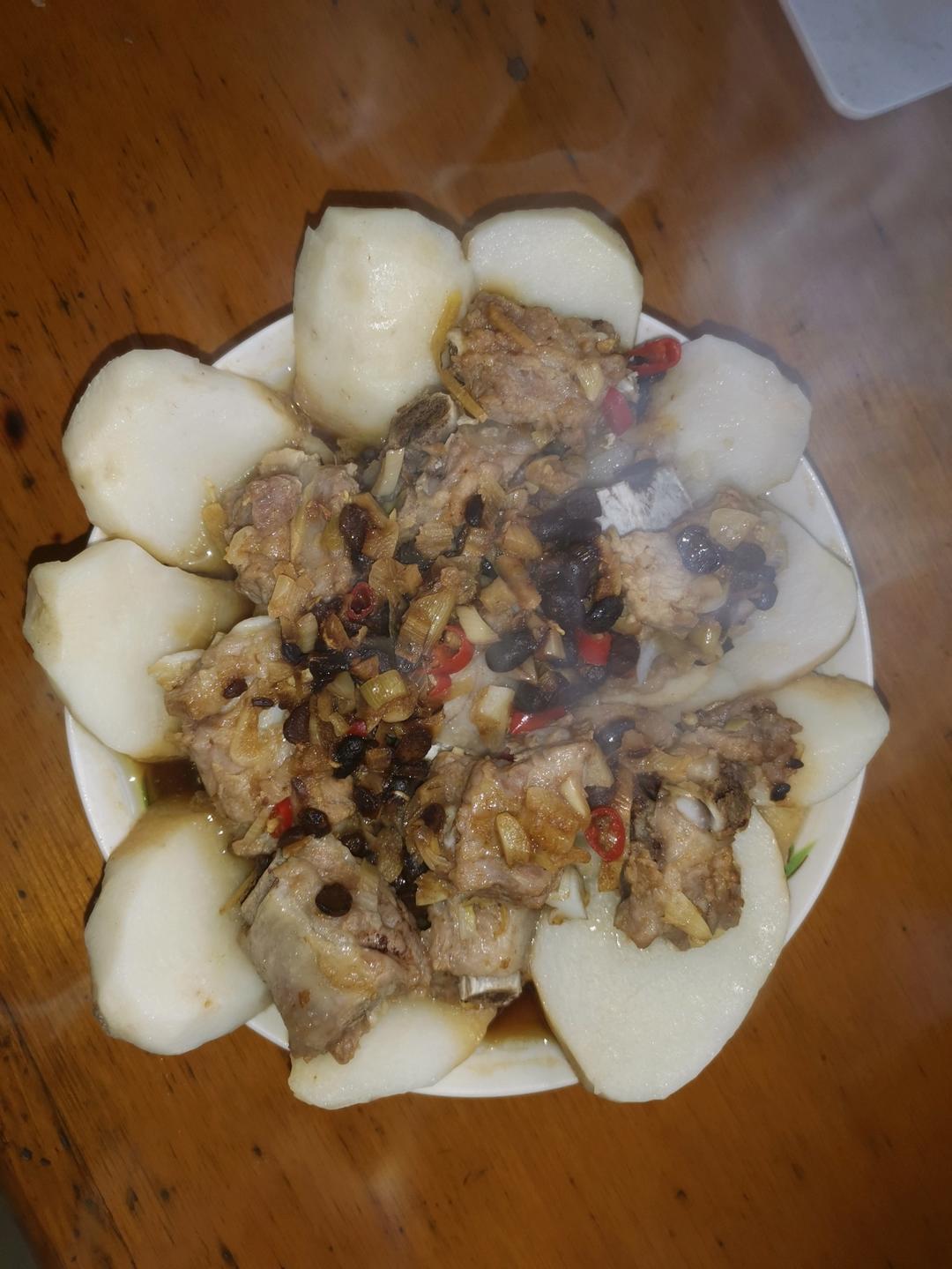 豉汁排骨蒸芋头