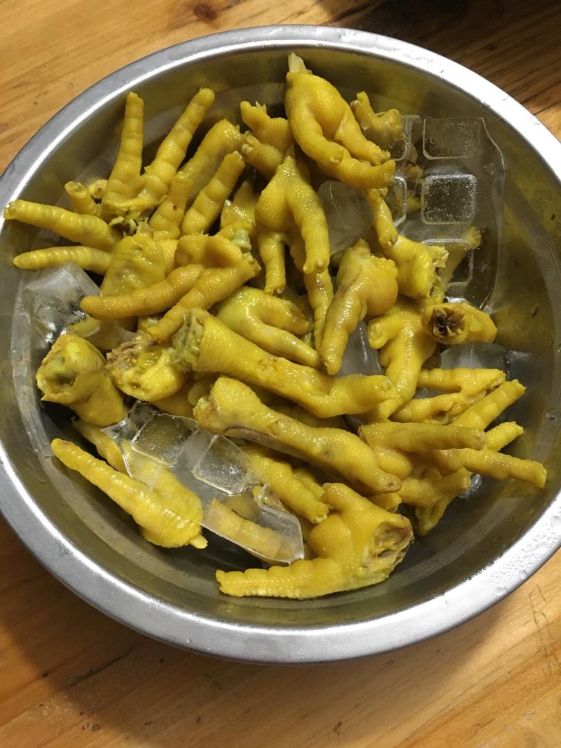 盐焗鸡爪(比外面卖的还好吃)