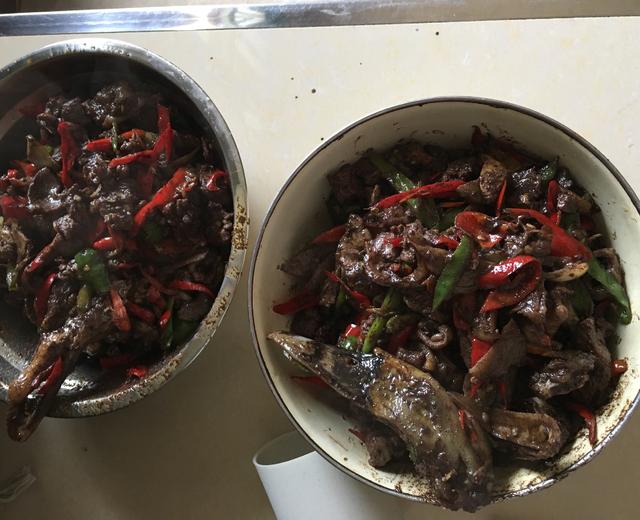 武冈血酱鸭的做法