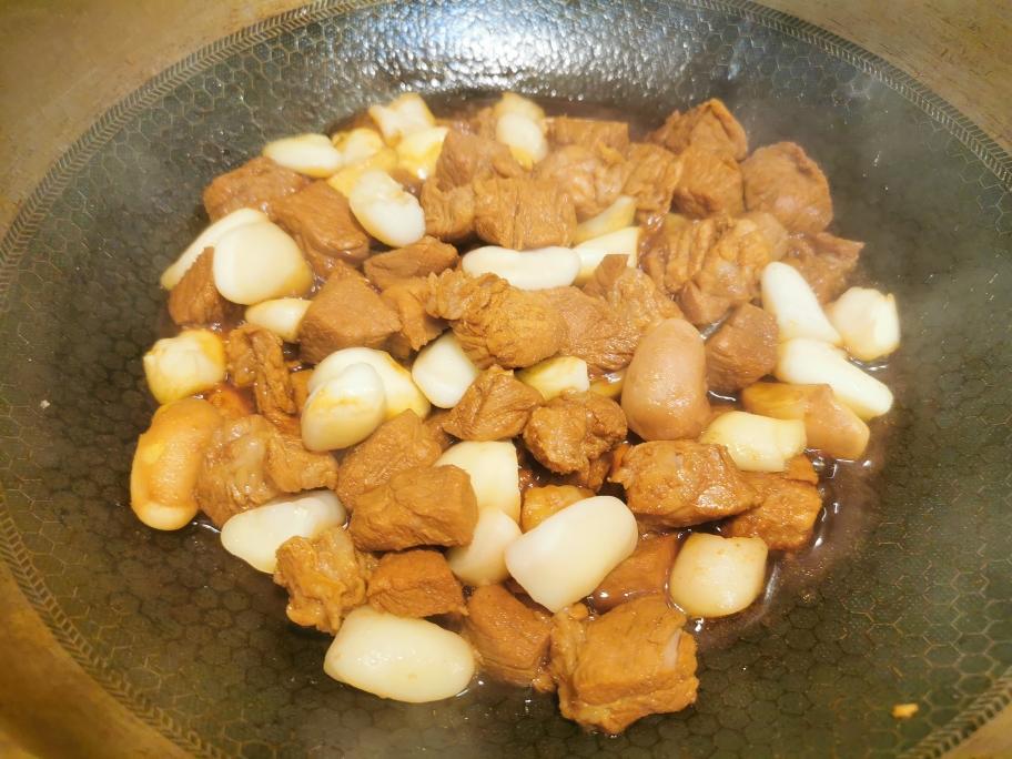 水仙菱角红烧肉的做法步骤图 怎么做好吃 哈哈嘿徐 下厨房