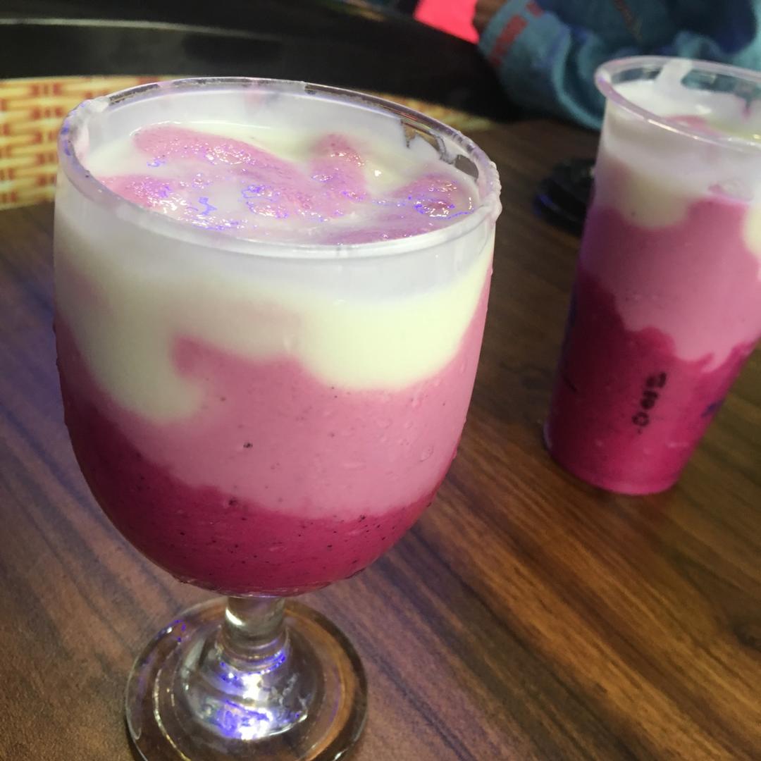 渐层果味酸奶