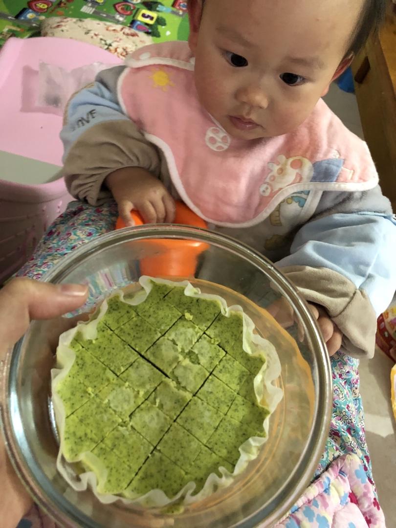 宝宝辅食：西兰花蒸糕