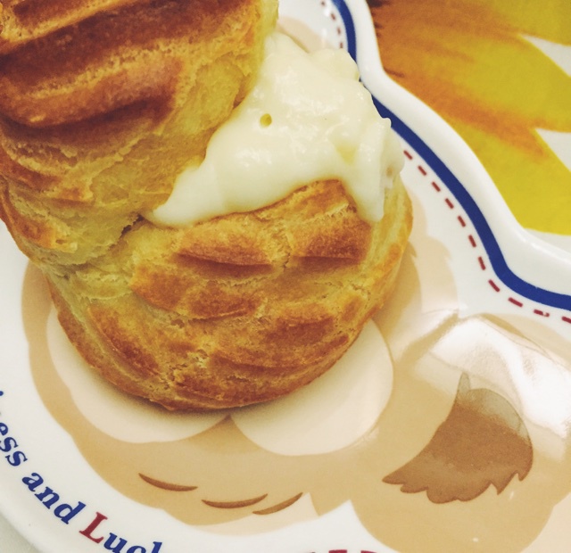 小山进——调皮的摇滚泡芙