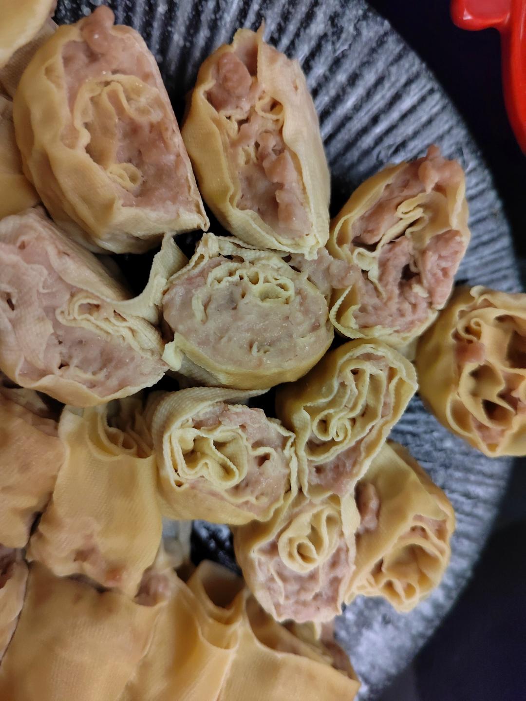 豆皮肉卷（东北千张）好吃不腻，尤其适合手残党