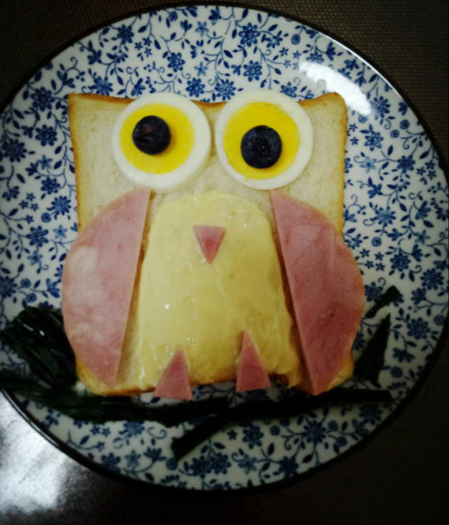 超萌猫头鹰吐司早餐