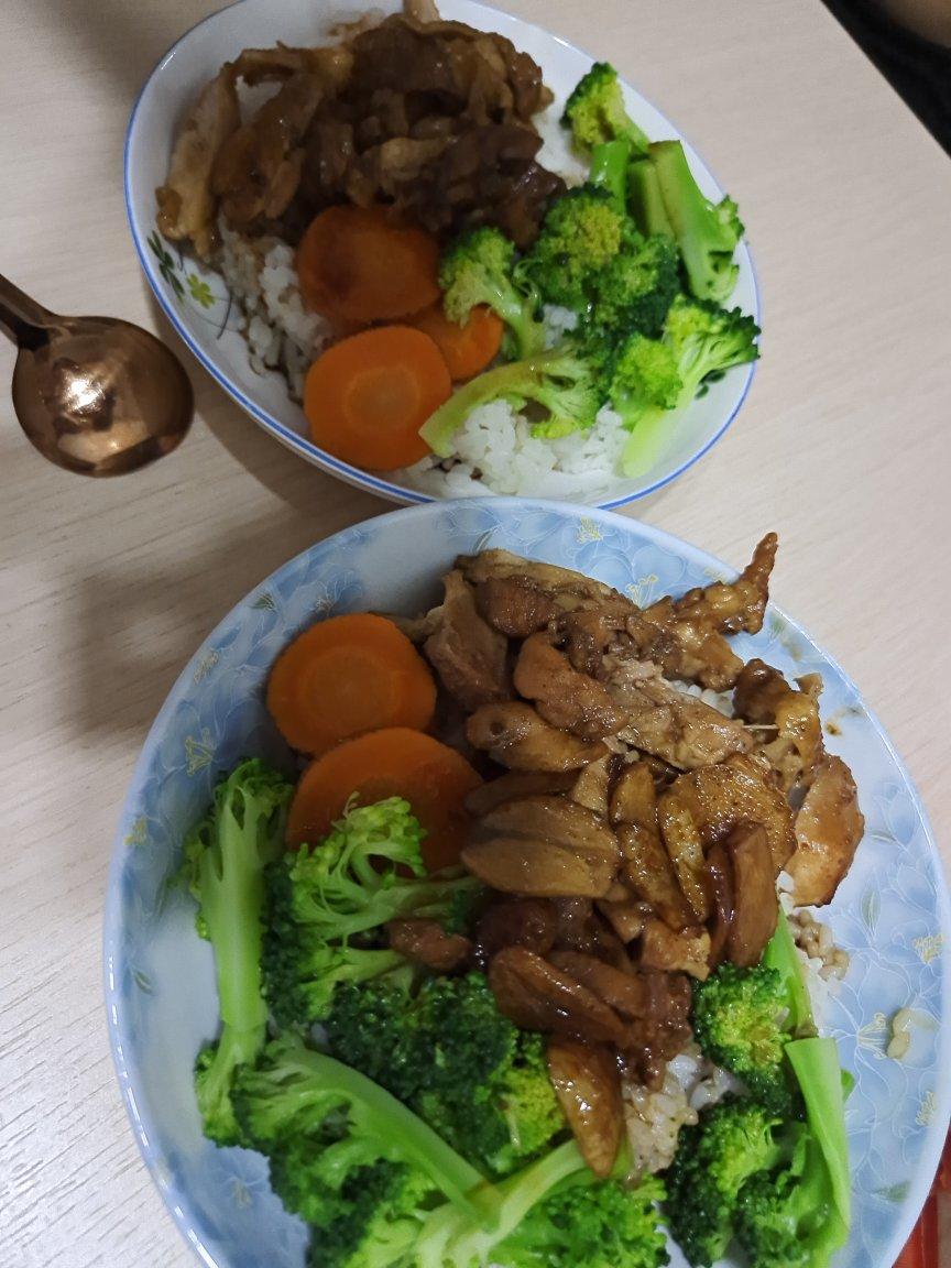 照烧鸡腿饭