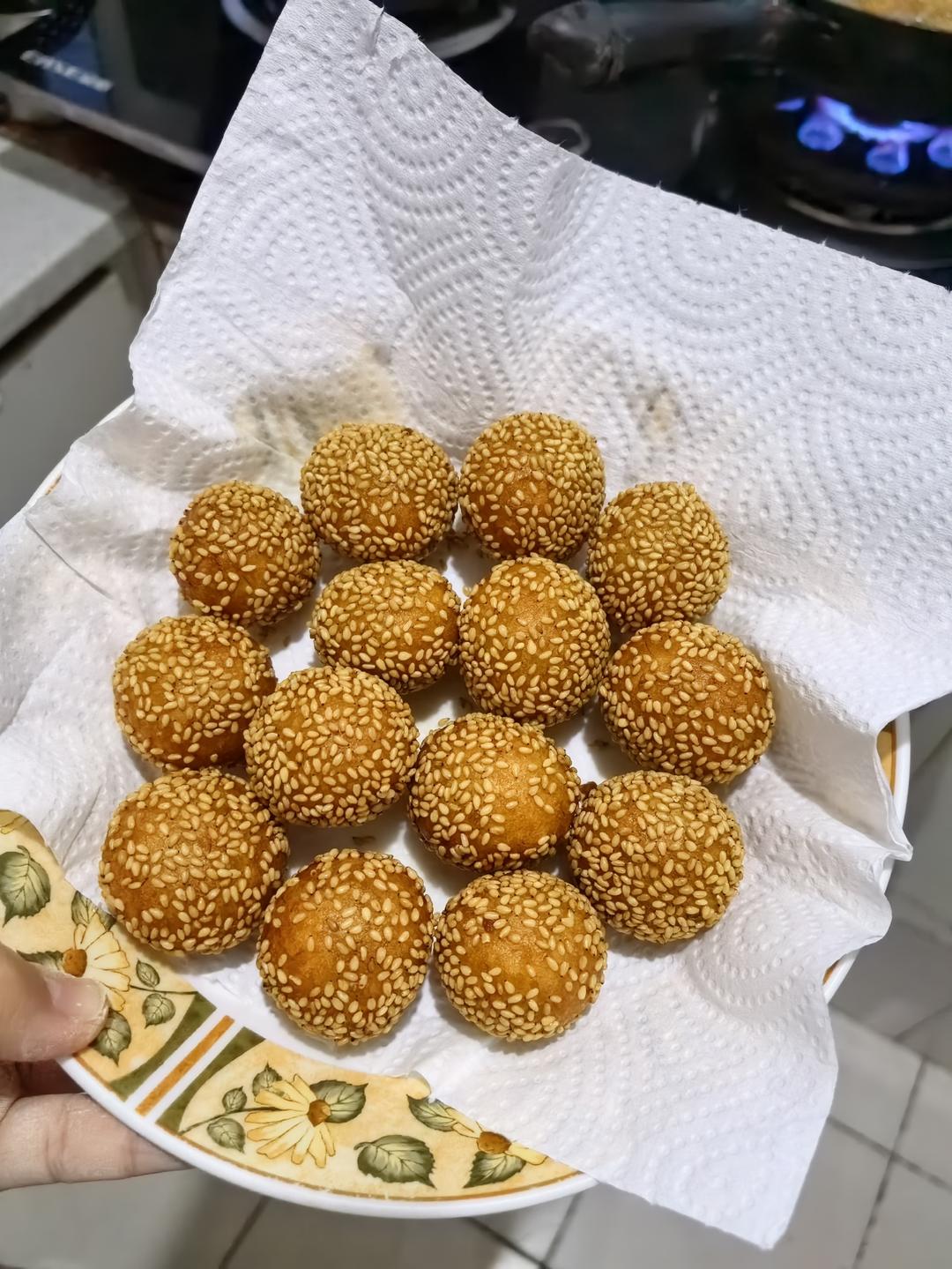“南瓜芝麻球”聚餐必做小点心