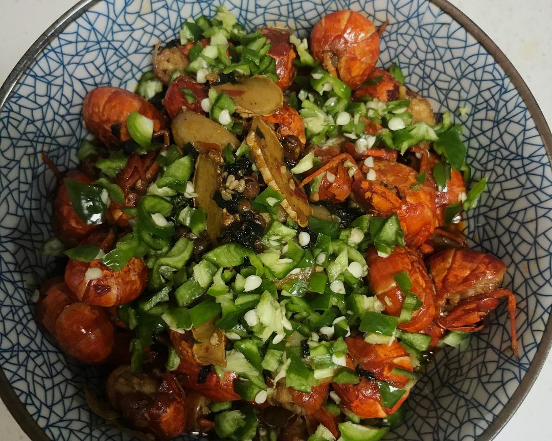 🦐不好吃你捶死我的虾尾🥳的做法