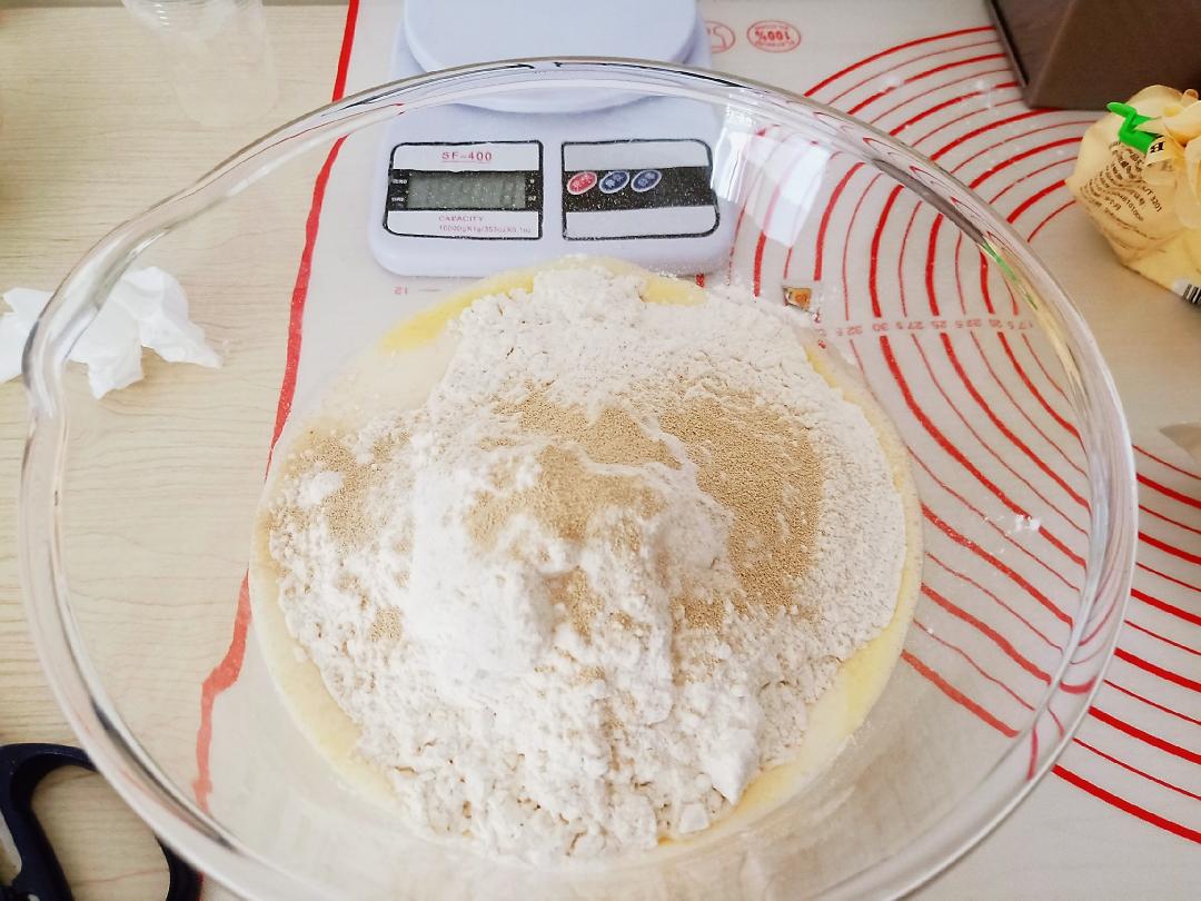 纯奶手撕吐司的做法 步骤1