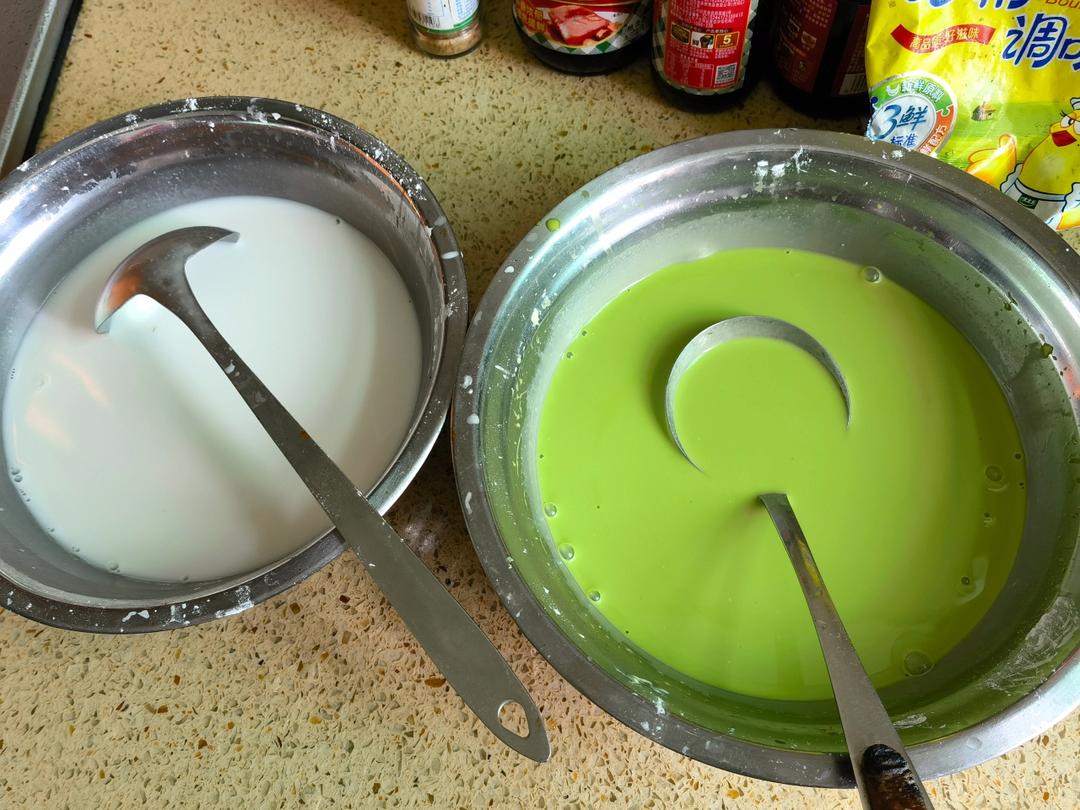 斑斓椰汁千层糕（马蹄粉、木薯淀粉版）