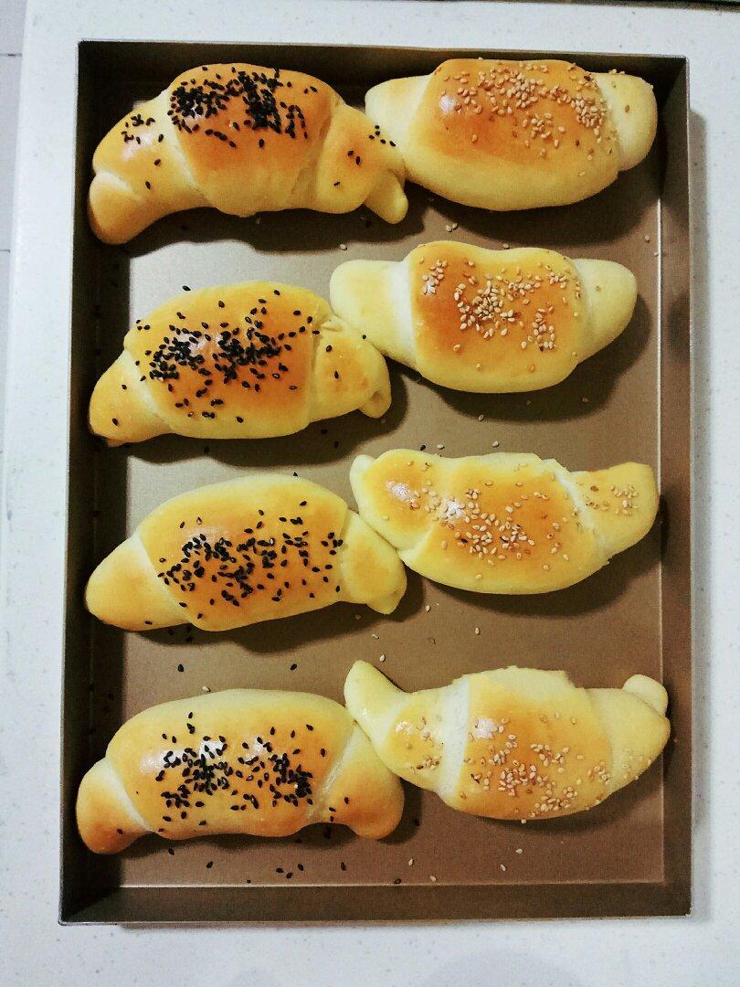 油酥牛角老面包(青岛老字号顺兴面包）