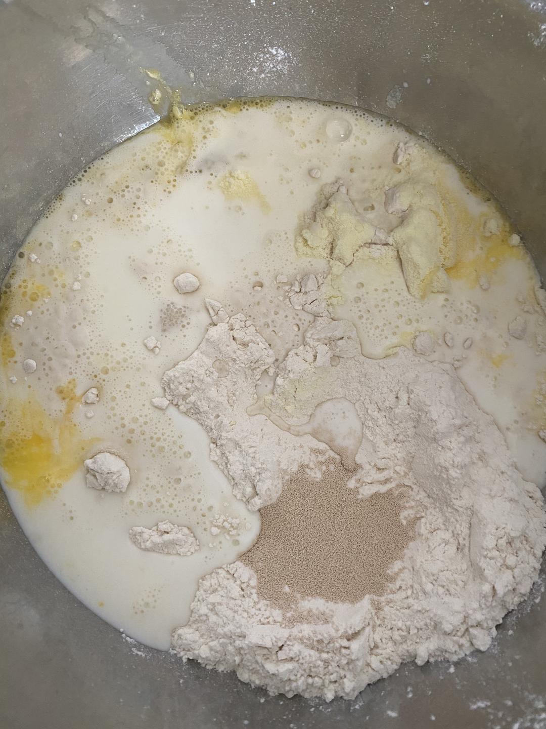 纯奶手撕吐司的做法 步骤1