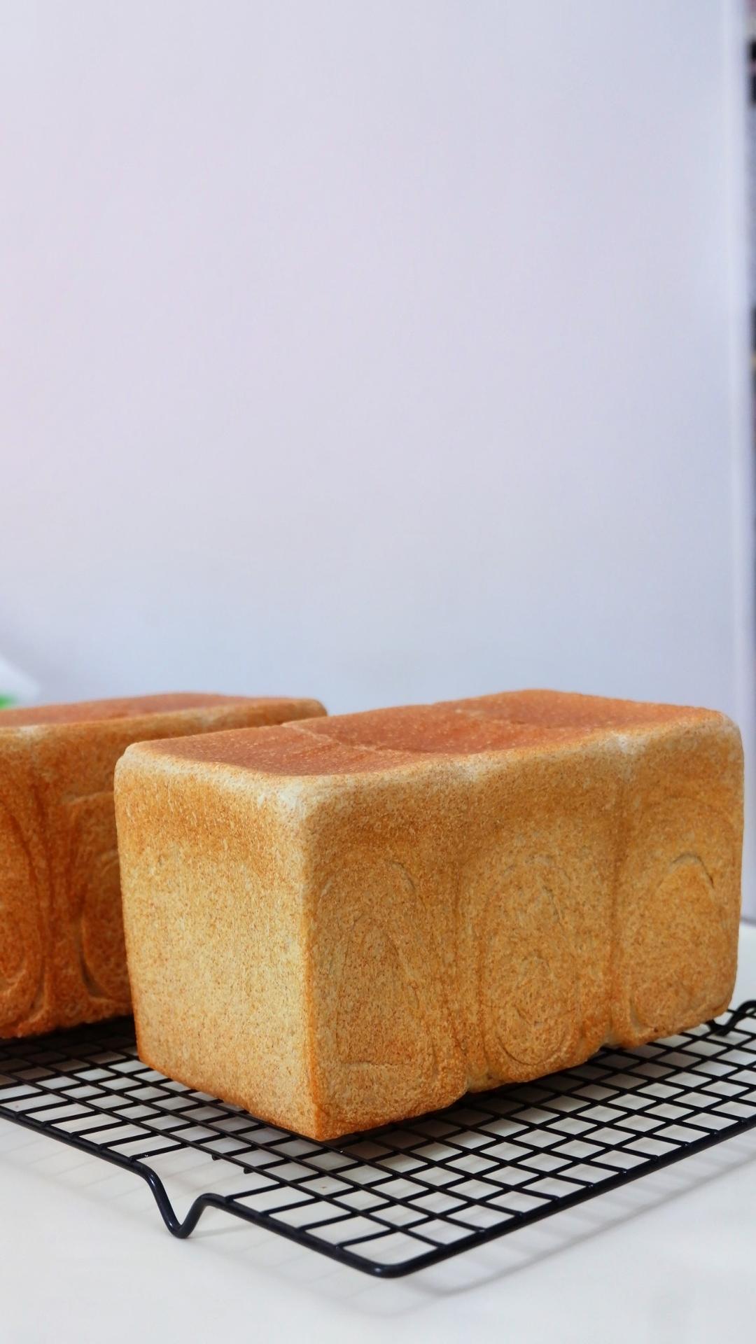 【有奖跟做】70%全麦吐司🍞（烫种➕波兰种）
