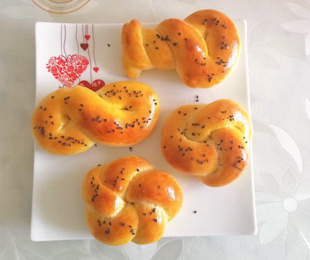 一股辫的几种编法