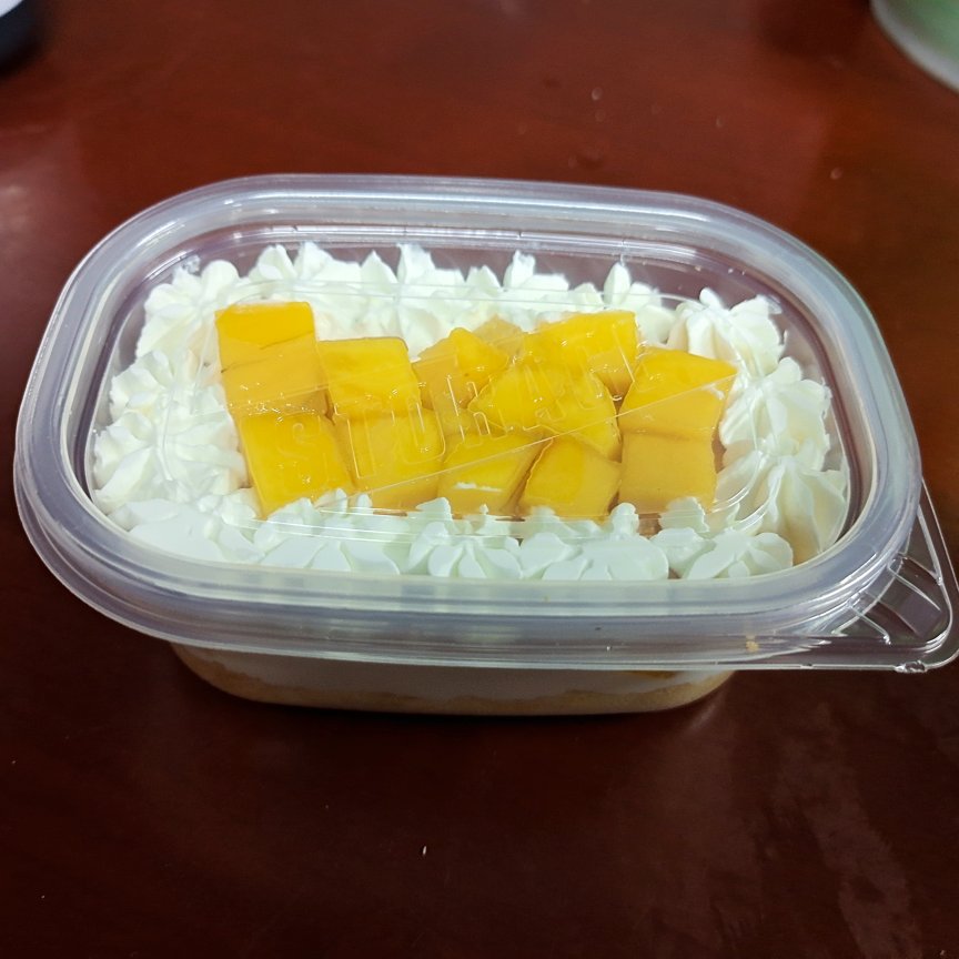 芒果奶油盒子蛋糕