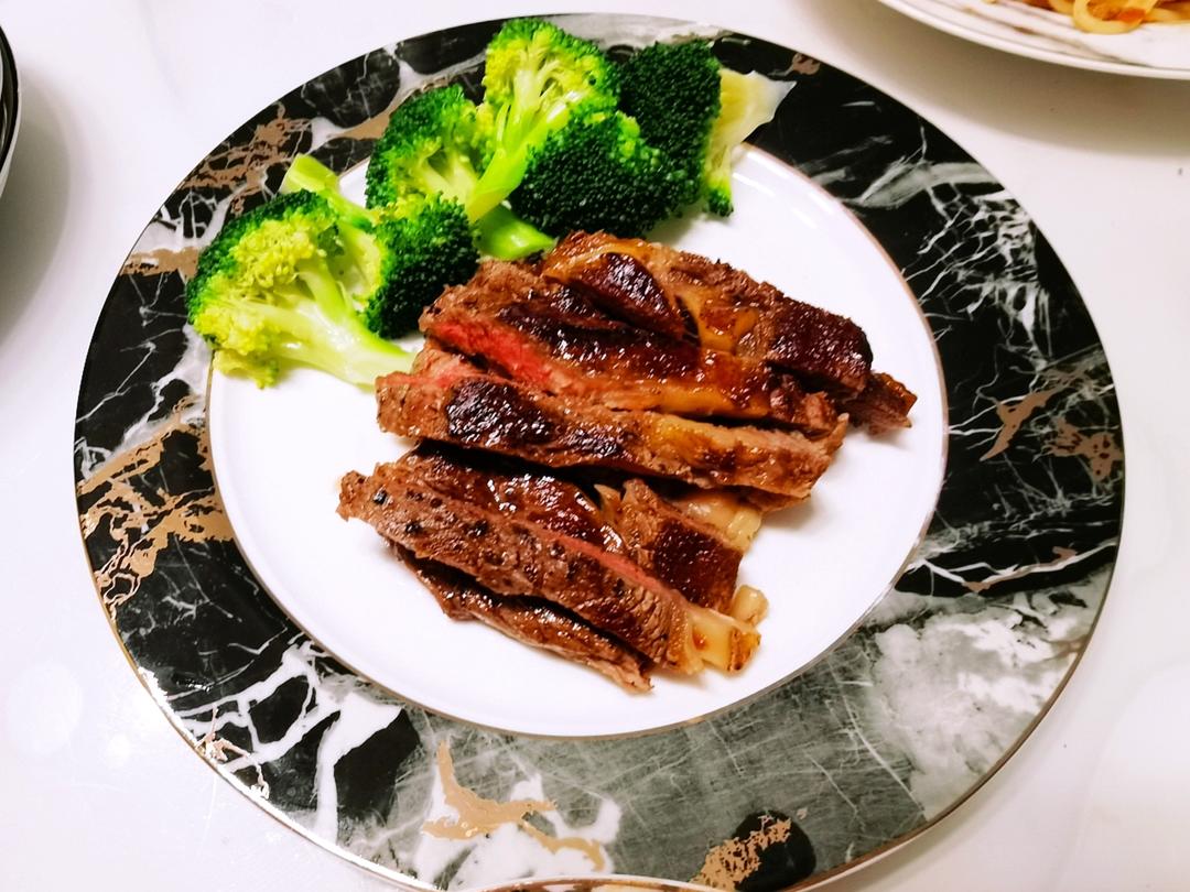 简单好吃的红酒牛排